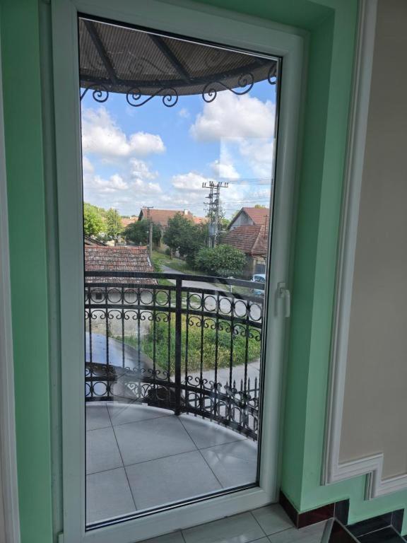 Adel'S Daire Subotica Dış mekan fotoğraf